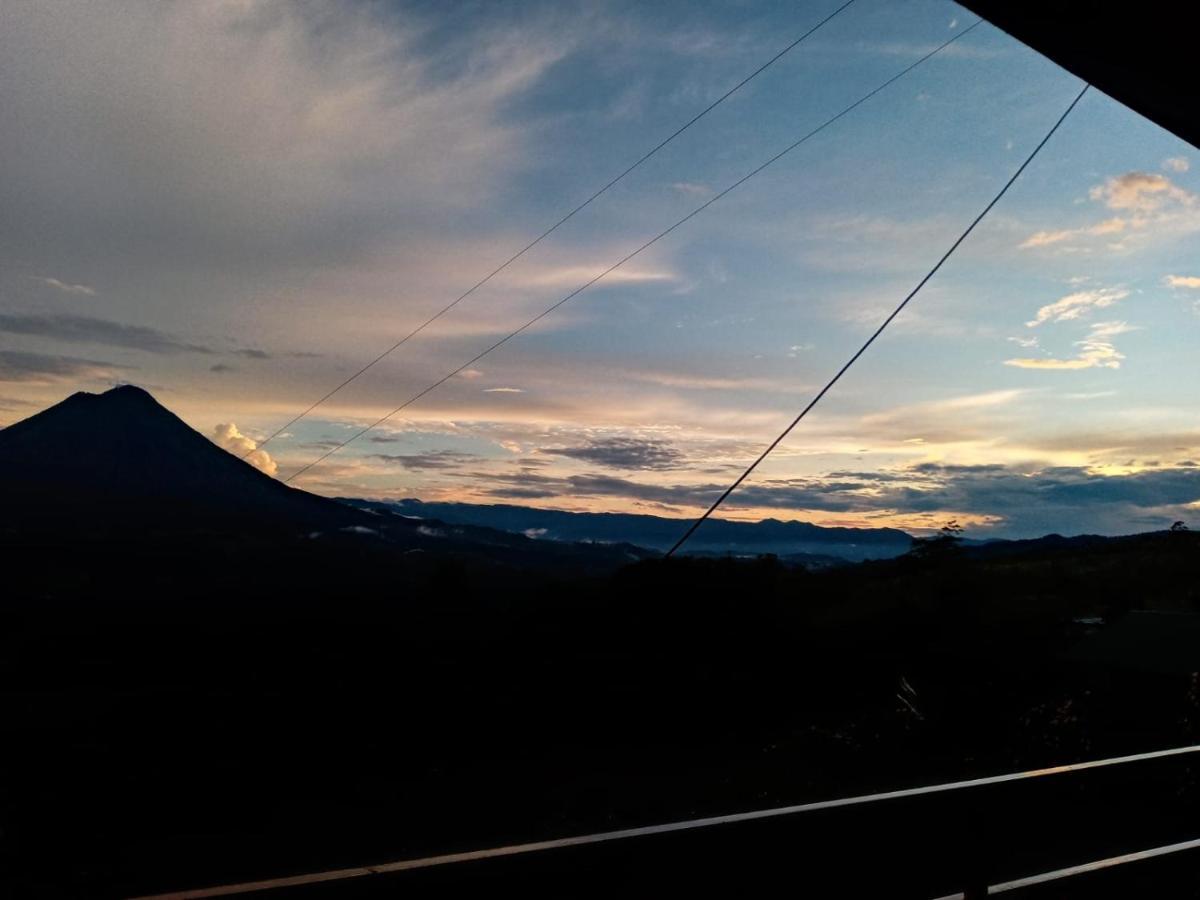 La Fortuna Encanto Arenal Lodge מראה חיצוני תמונה