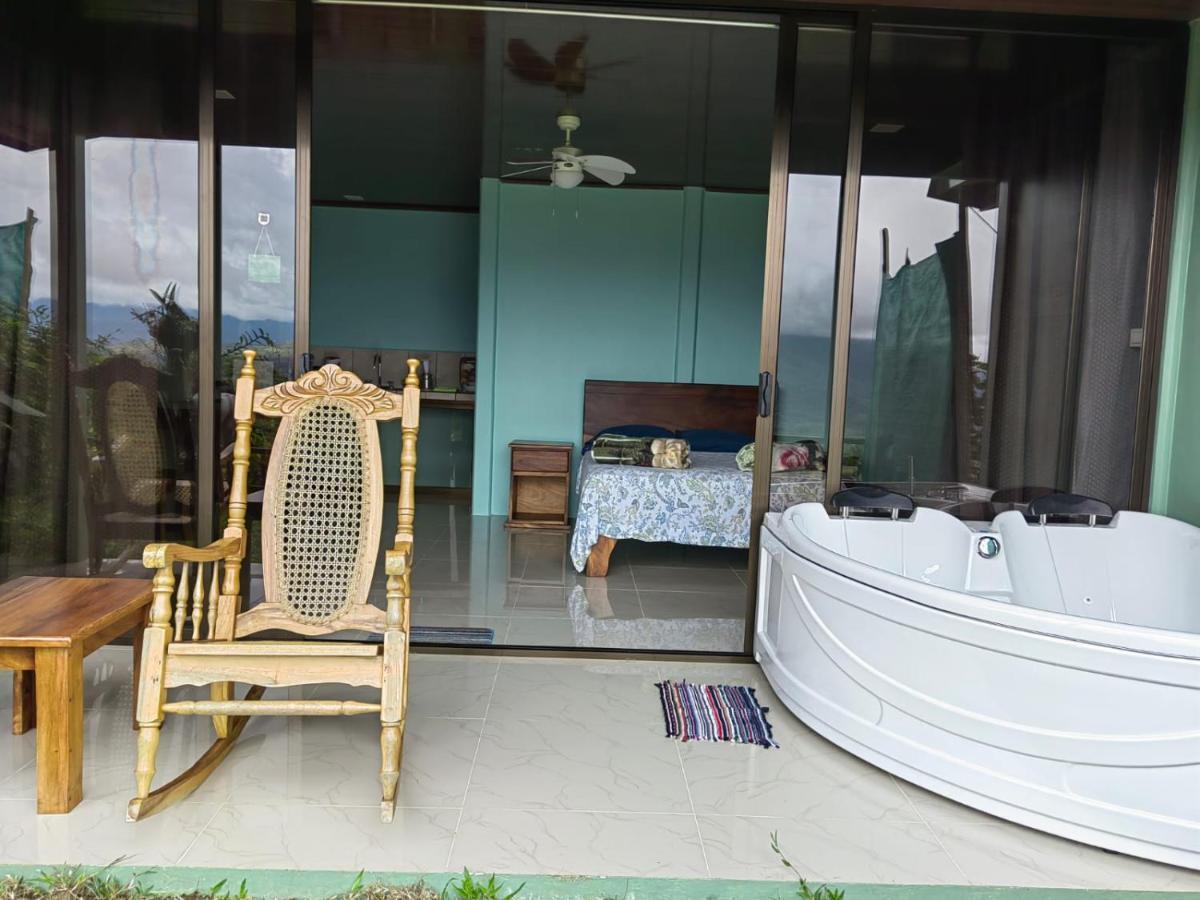 La Fortuna Encanto Arenal Lodge מראה חיצוני תמונה